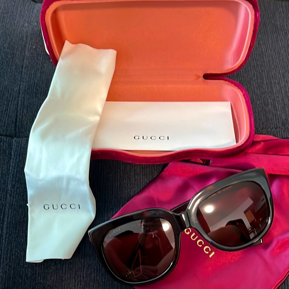 NEW Gucci Sunglasses